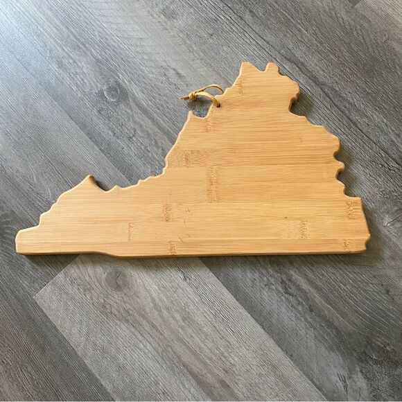 Totally Bamboo Virginia Cutting And Serving Board Kitchen Gently Used - Picture 2 of 12